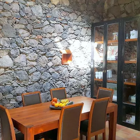 Holiday home Flor De Piedra Taganana